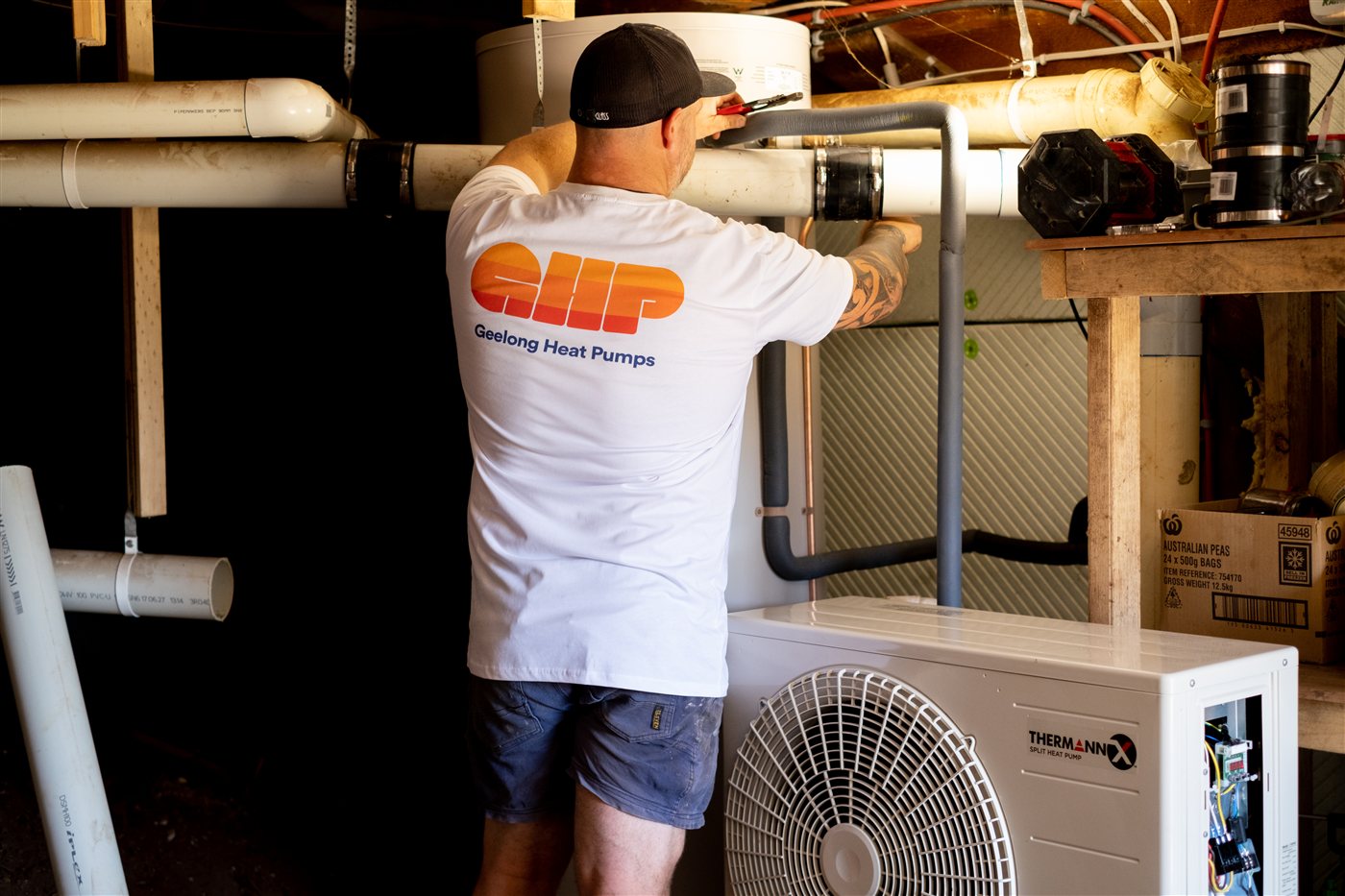 Geelong Heat Pumps installer at work